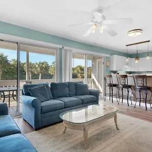 cozy-condo-in-the-middle-of-destin.hotels-destin.com/